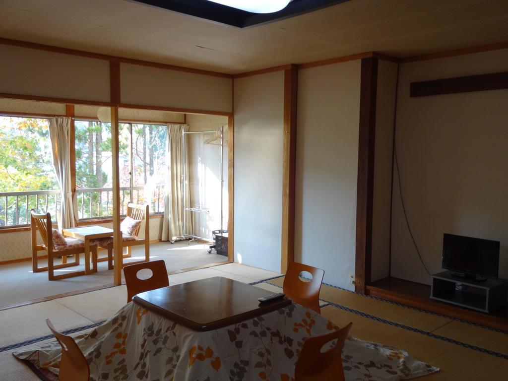 Oomukou Ryokan Хакуба-Мура Экстерьер фото